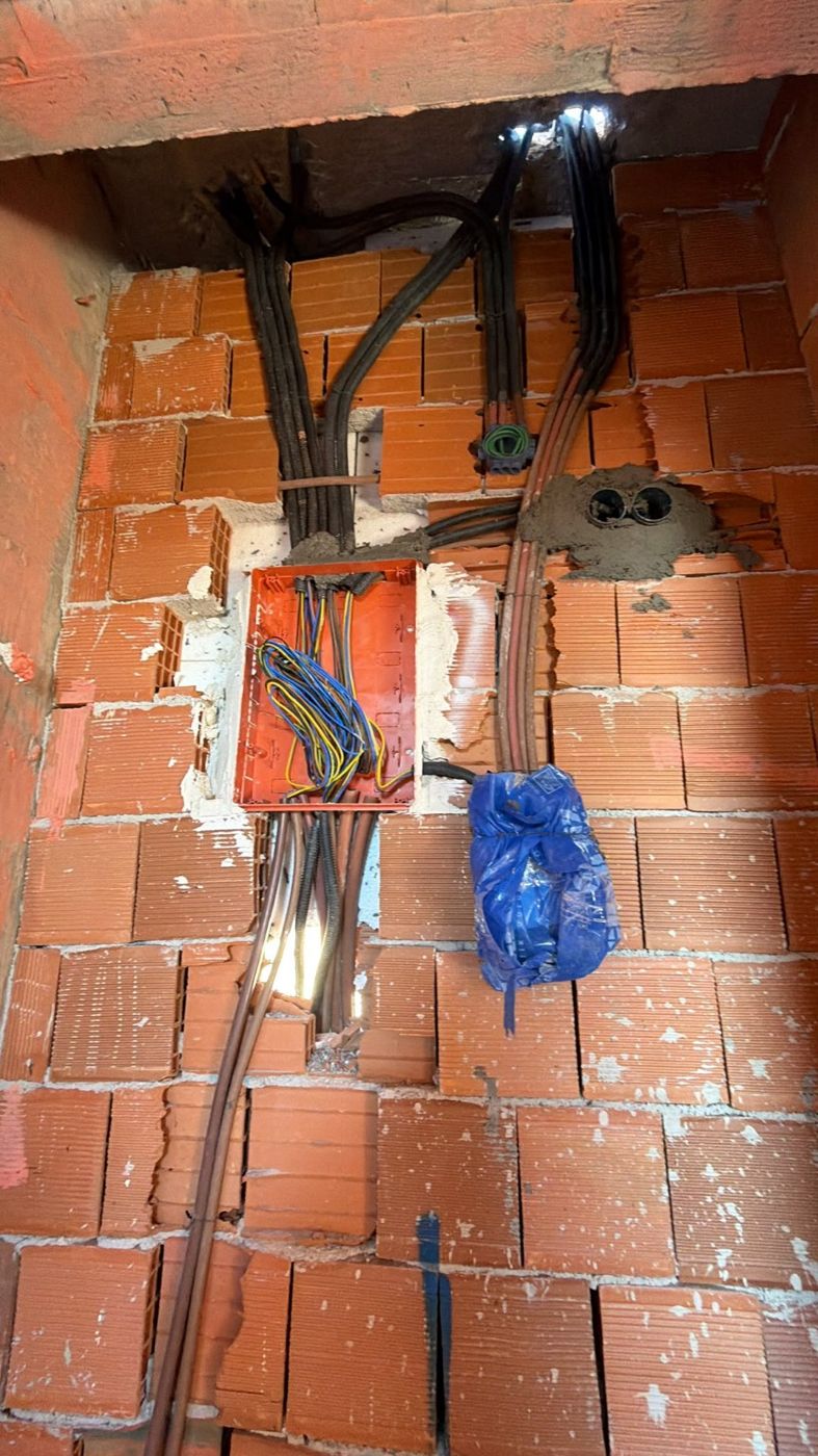 Elektrik Tesisatı uygulama fotoğrafı 2